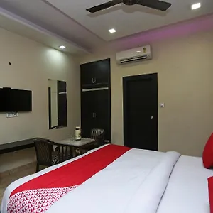 Oyo 27864 Samrat *** Gurgaon